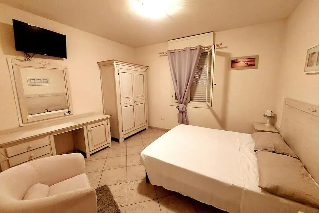 Appartamento The Waterfront Refuge - Il Rifugio Frontemare Pietrasanta 0*,  Italia